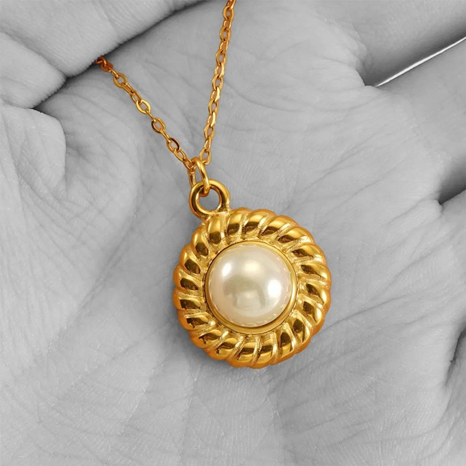 Gold Freshwater Pearl Necklace with Twisted Chain - Statement Jewelry