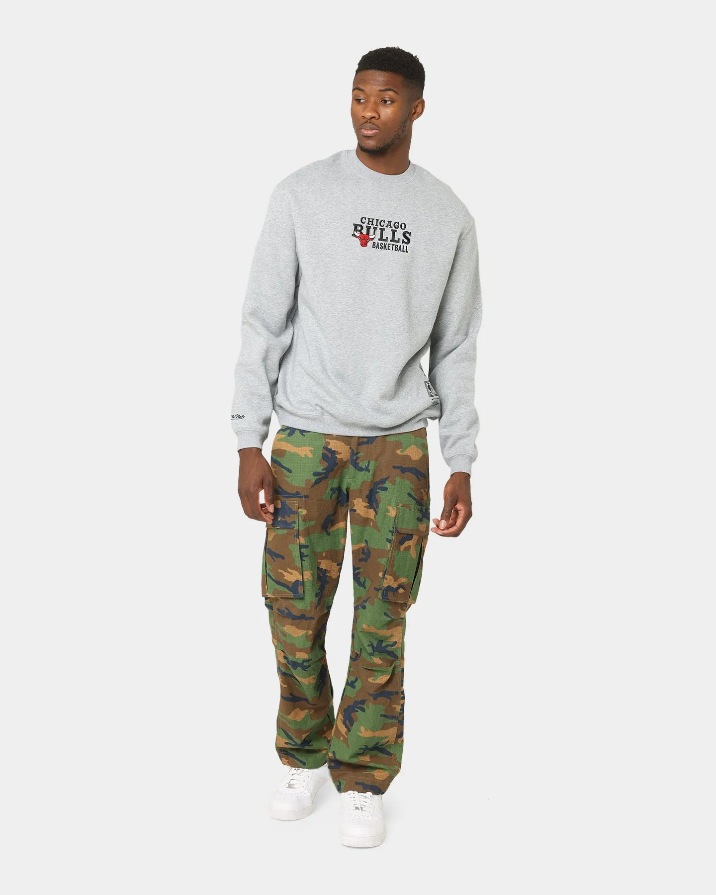 Mitchell & Ness Chicago Bulls Vintage Line Up Crewneck Grey Marle