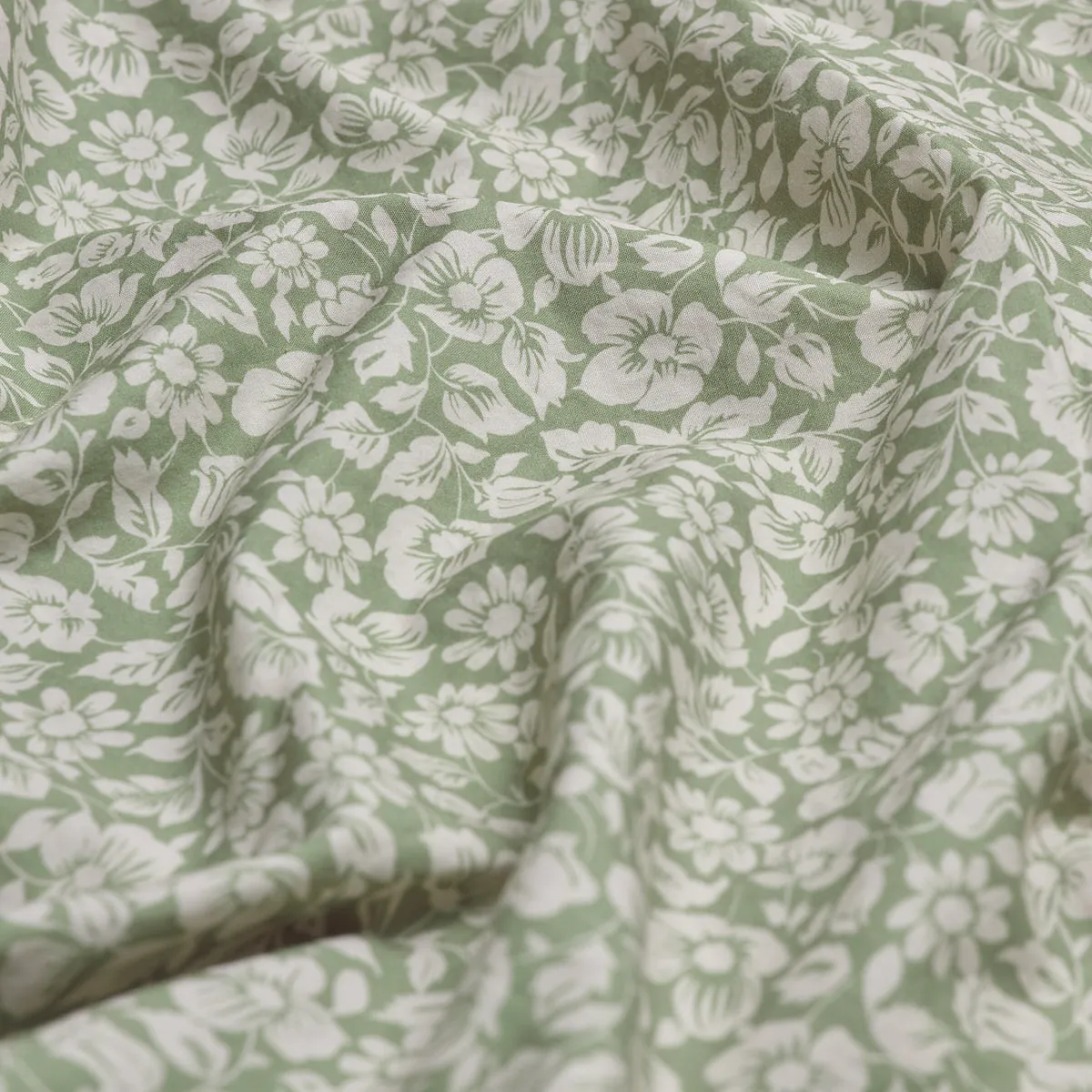 Pear Meadow Floral Cotton Fitted Sheet