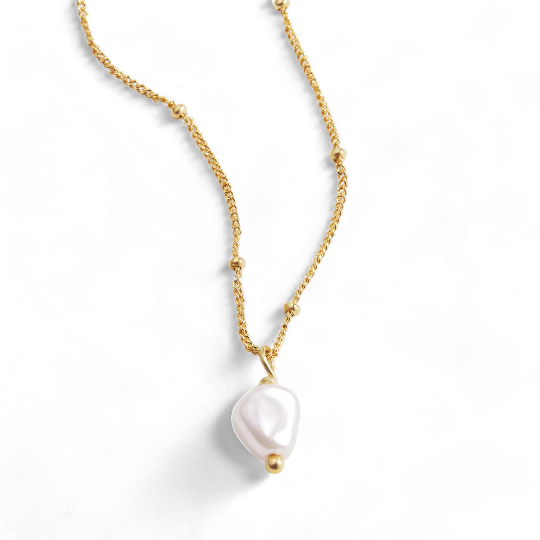 Single Freshwater Pearl Necklace